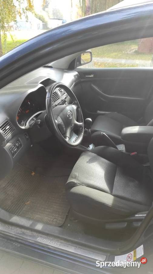 Toyota Avensis kombi 18 benzyna Chodzież
