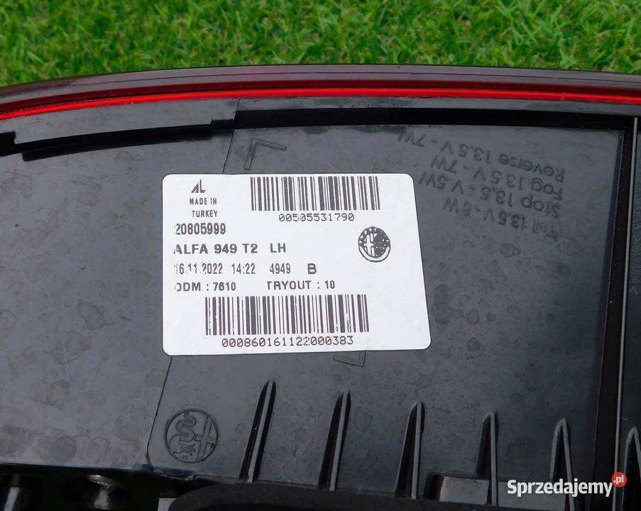 Alfa Romeo Stelvio tylne lampy prawa lewa osobowe Tarnów sprzedam