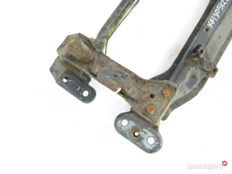 SANKI PRZÓD MITSUBISHI PAJERO PININ 18 osobowe