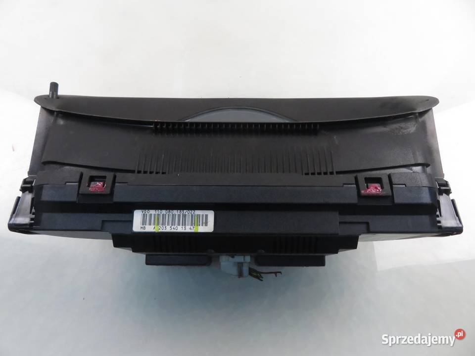 LICZNIK MERCEDESBENZ KLASA C W203 2035401347 Liczniki i zegary sprzedam