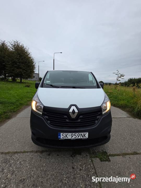 Renault Trafic z 2018 9 miejsc Zadbany i gotowy Chrzanów