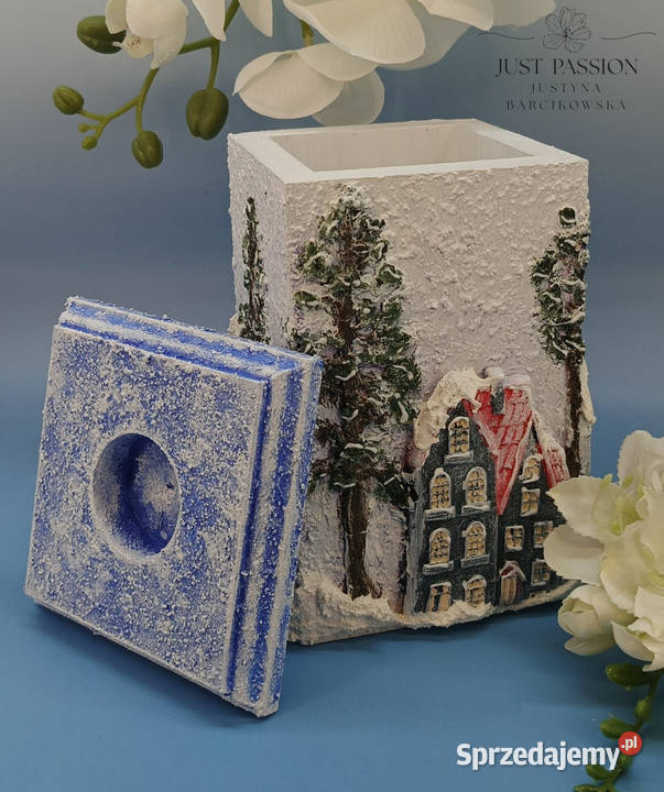 Ręcznie malowany świecznik z bajkowym Ostróda