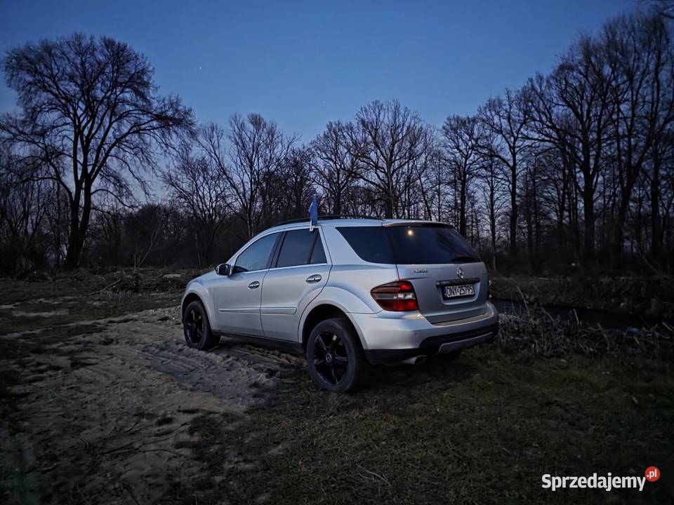 Sprzedam Mercadesa ML 320 224KM