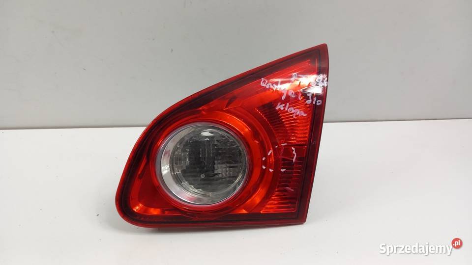 NISSAN QASHQAI J10 LAMPA TYŁ PRAWA W KLAPĘ Zbierkowo