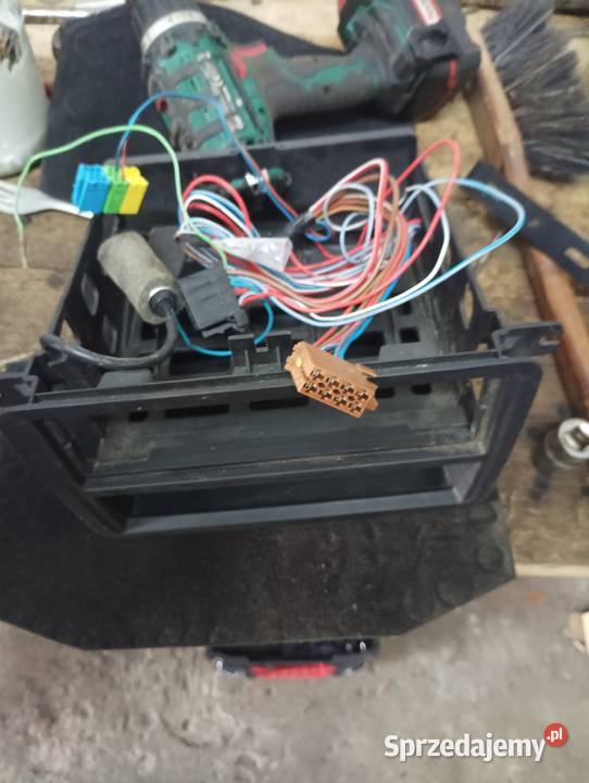 Wkładka do radia golf 5 sprzedam