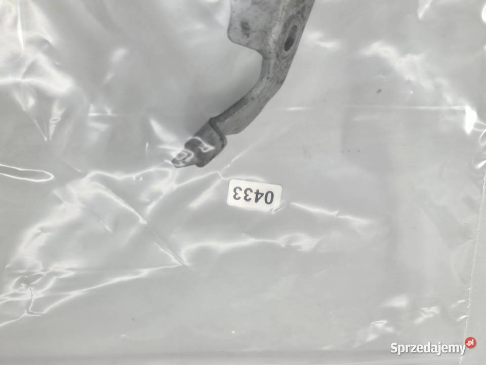 BMW E81 E87 E90 Wspornik kompresora 7566125 Janowice