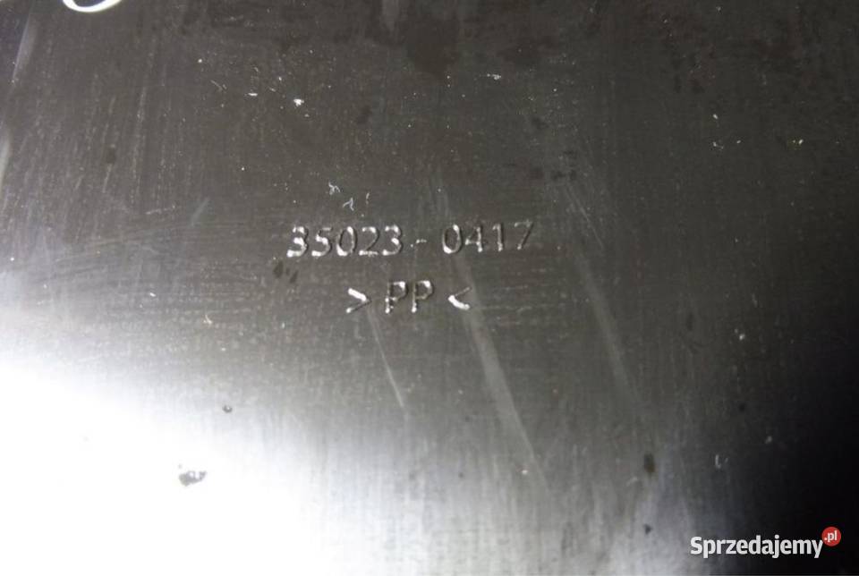 Kawasaki Z650 tylny błotnik 1719r A506 Poznań sprzedam
