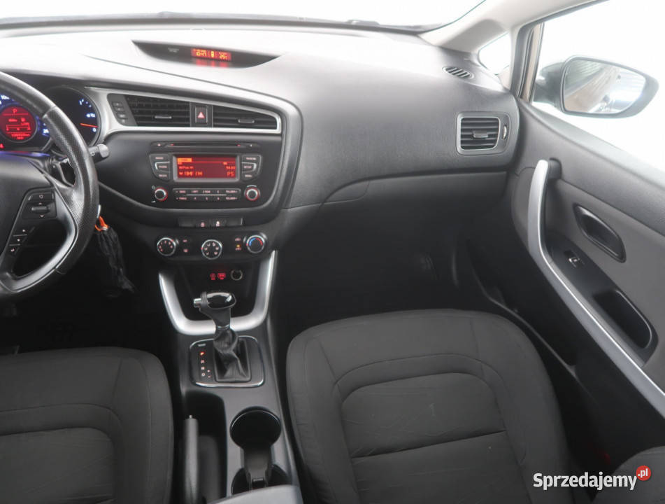 Kia Ceed 16 GDI bluetooth