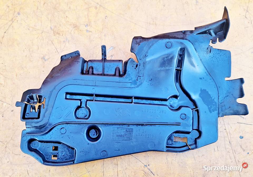 PEUGEOT 207 KIEROWNICA POWIETRZA OSŁONA LEWA Karoseria