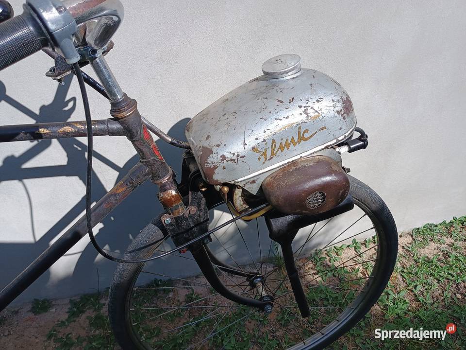 Rower z silnikiem Flink 1955r zabytkowy antyk motorower warmińsko-mazurskie Kurzętnik