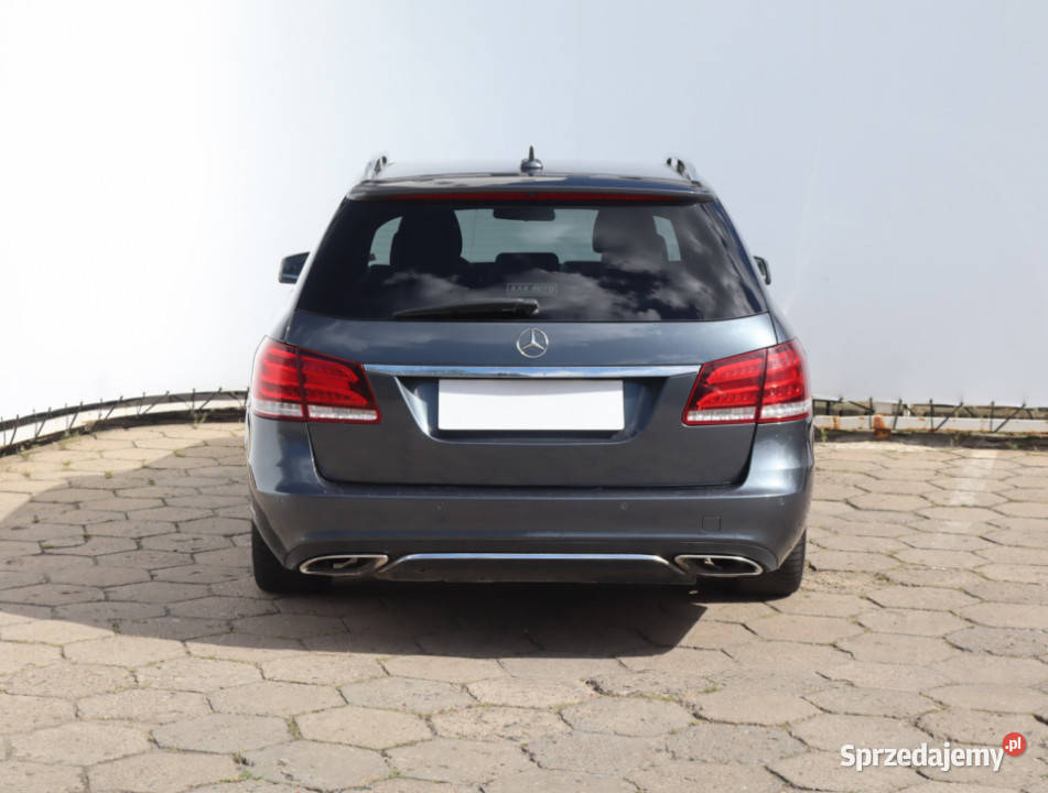 Mercedes E E 250 wielofunkcyjna kierownica Łódź
