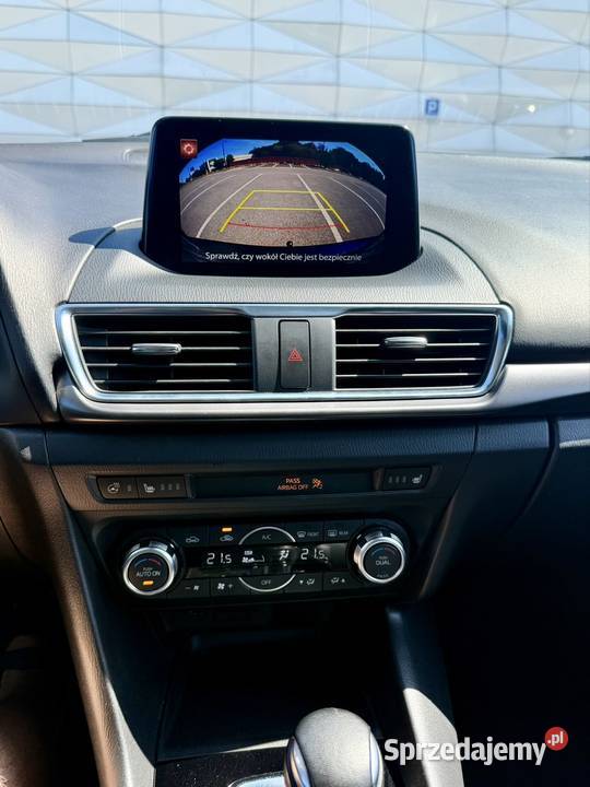 Mazda 3 2017 25 benzyna automat bogate kurtyny powietrzne Warszawa sprzedam