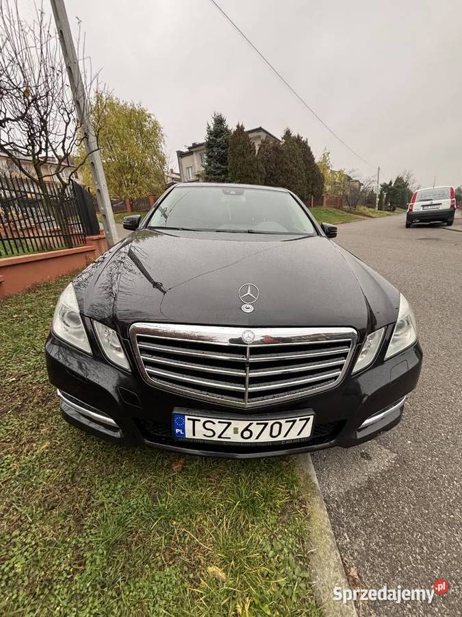 Mercedes w 212 2011r 22 Staszów sprzedam