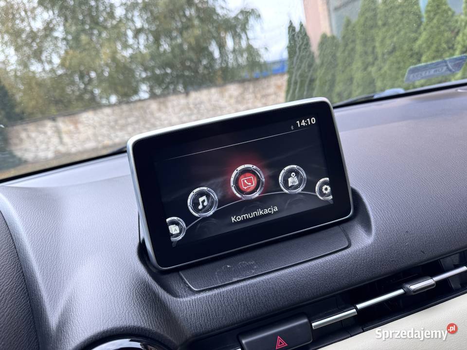 15 SKYACTIV Wyposażenia WHITE EDITION Mały Zawiercie