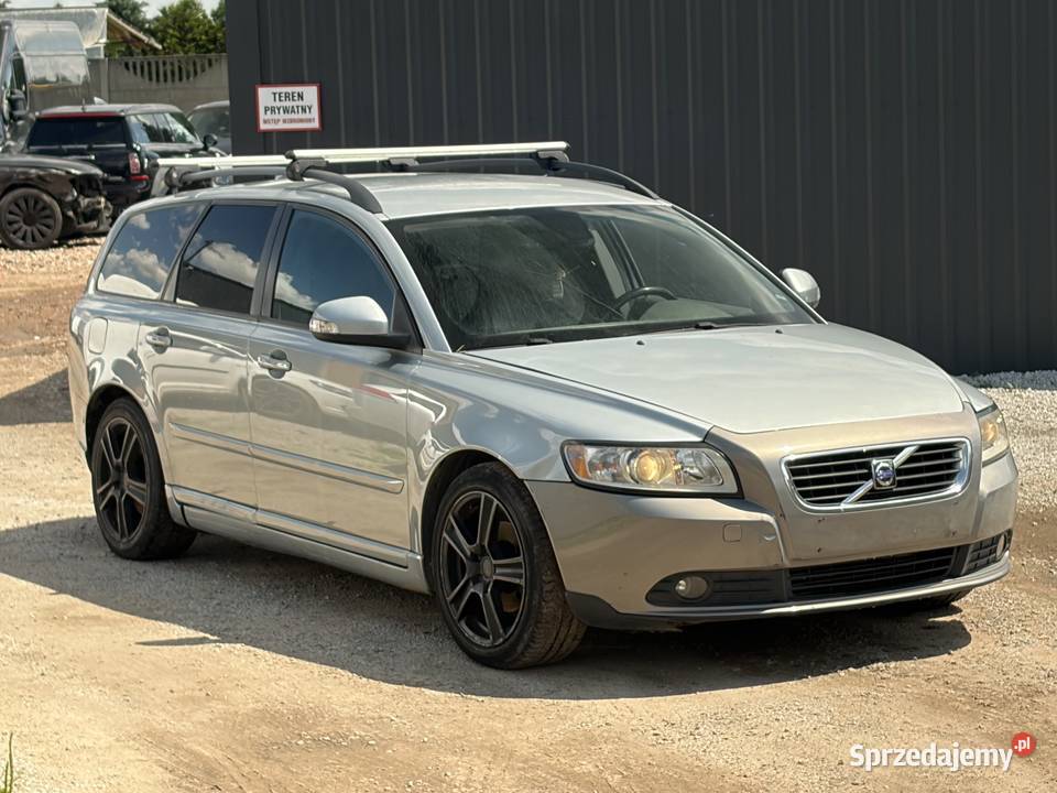 VOLVO V50 16 DIESEL 2010 Rok produkcji 2010 Poznań
