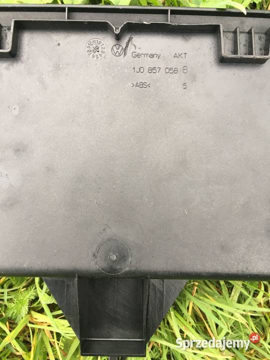 Kieszen pod radio VW SKODA SEAT Wyposażenie wnętrza Częstochowa