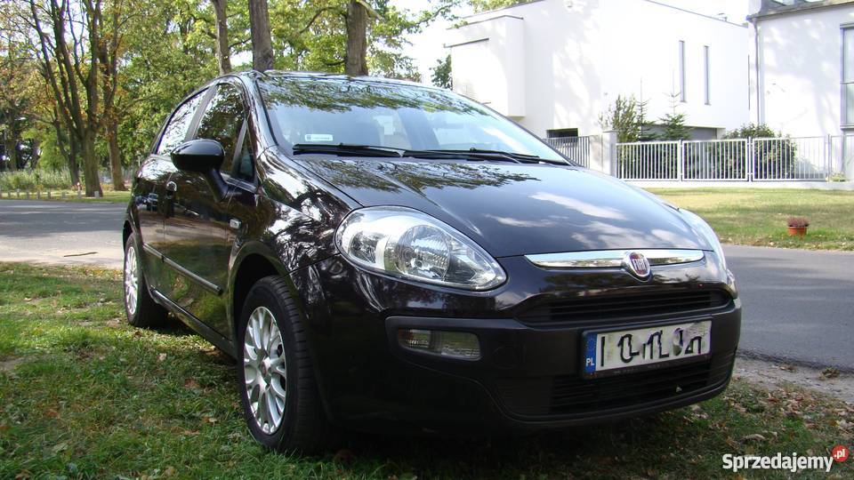 Fiat Punto Evo 2010 dynamiczne auto do miasta i