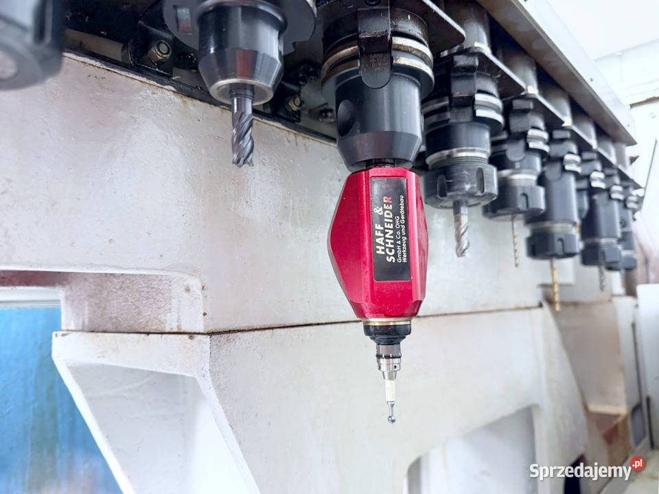 Frezarka CNC MAZAK VTC 200 B 20 oprawek sondy Zabór