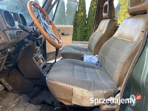 Mitsubishi Pajero I 26 BenzLPG Webasto Klasyk 220000km Białystok