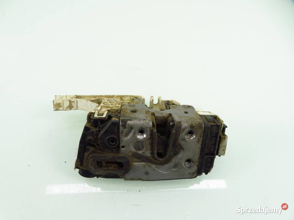 ZAMEK DRZWI TYLNY MERCEDESBENZ SPRINTER 906