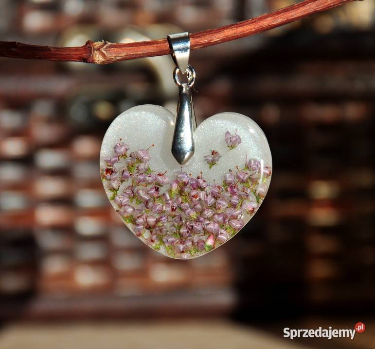 Serce z wrzosem fioletowo niebieskim na śląskie Chorzów