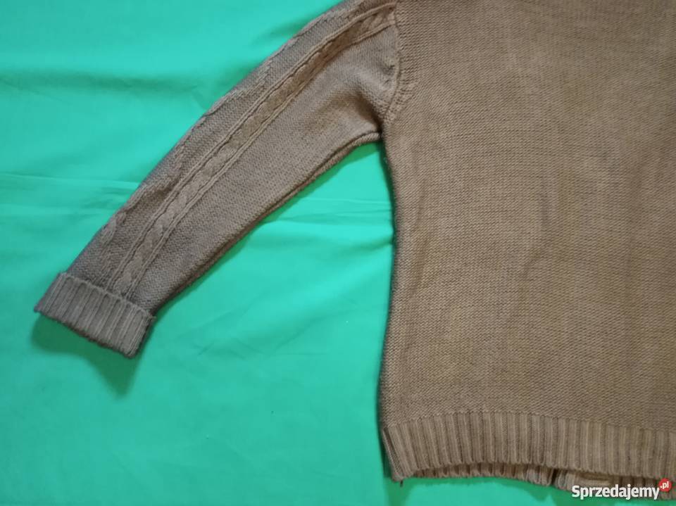 Ciepły gruby rozpinany brązowy sweter marki Look
