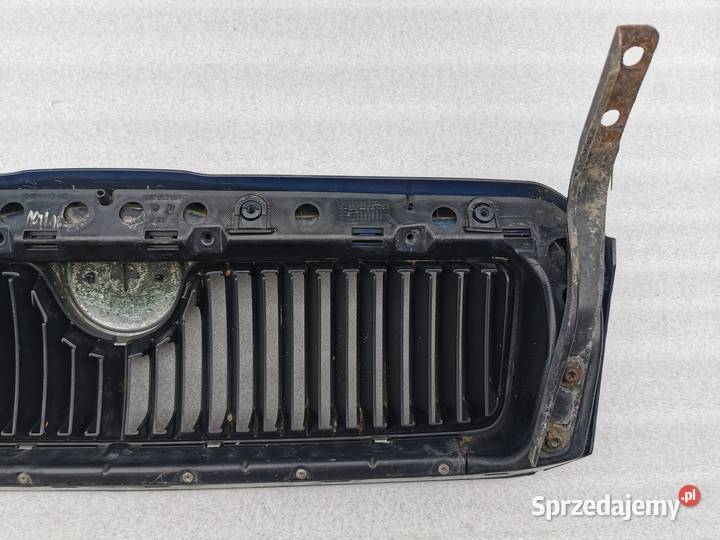 Atrapa Grill Skoda Octavia I Lift 9460 Granatowa Karoseria mazowieckie Wyszków sprzedam