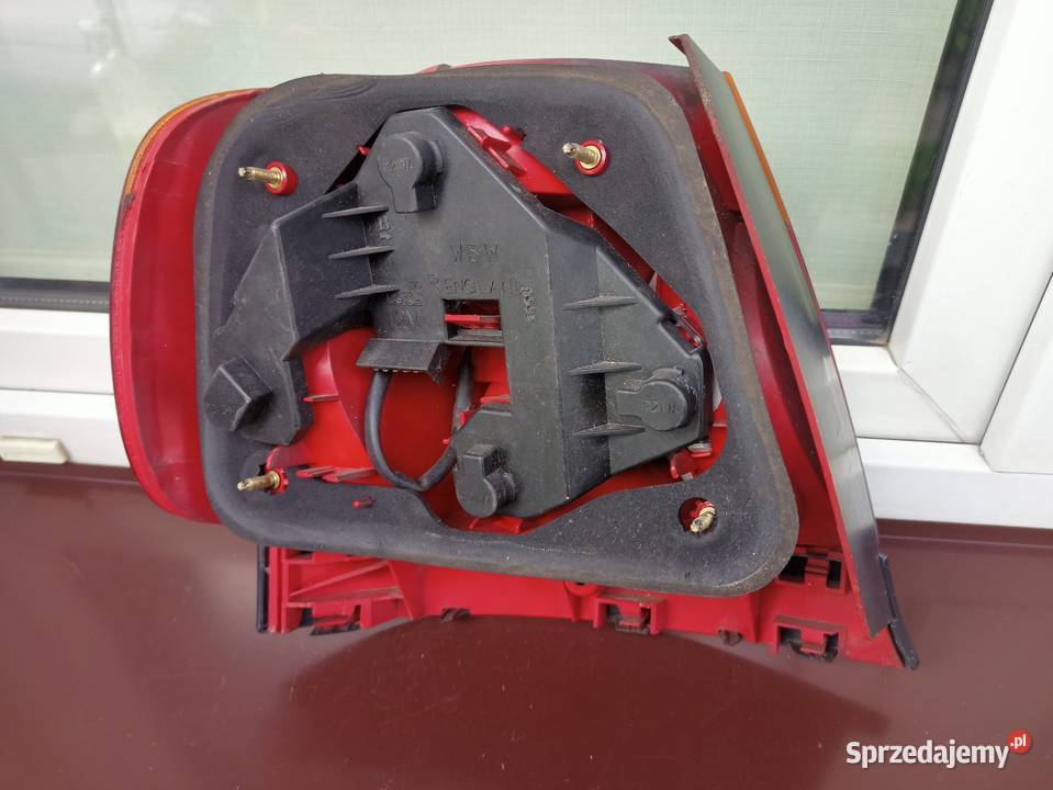 Audi A4 B5 sedan lampa tył tylna prawa wkład Sieradz