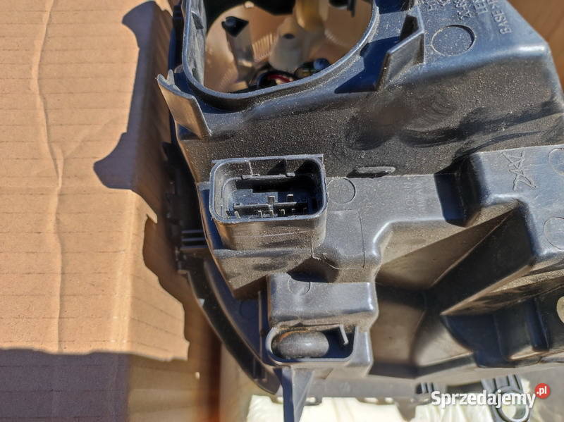 Lampa Reflektor Przód Prawa do MINI R56 R57 R58