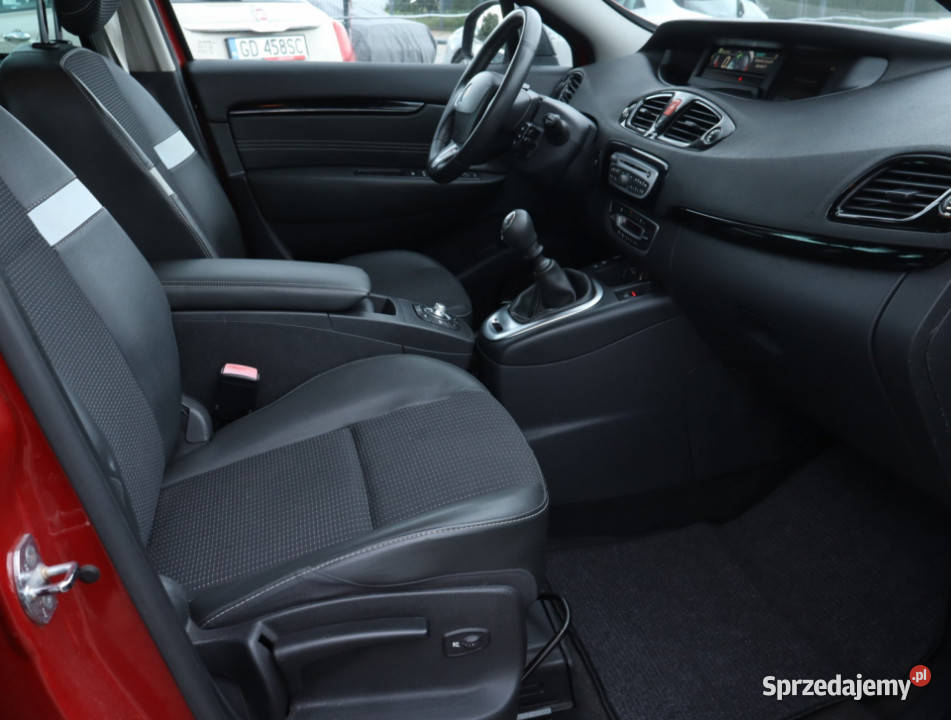 Renault Scenic 14 TCe 96KM