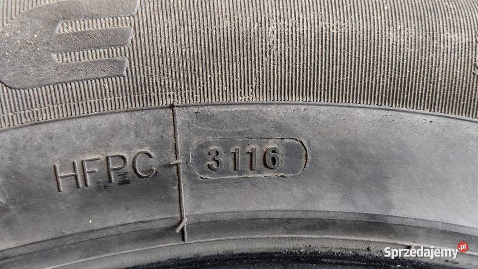 Opony 21560 R17 4 sztuki Narol