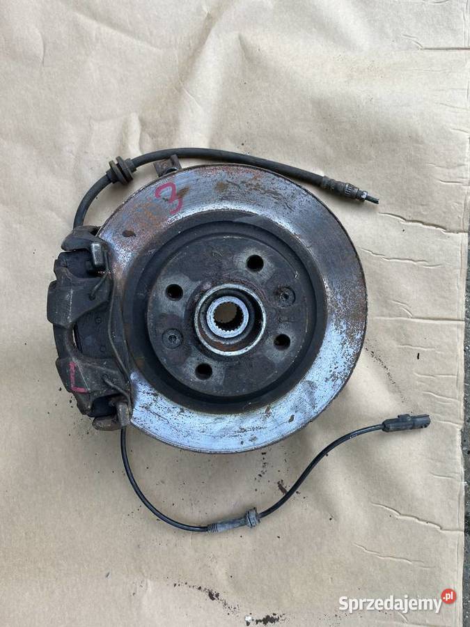 renault clio iv zwrotnica 110104961R lewa Brzesko sprzedam