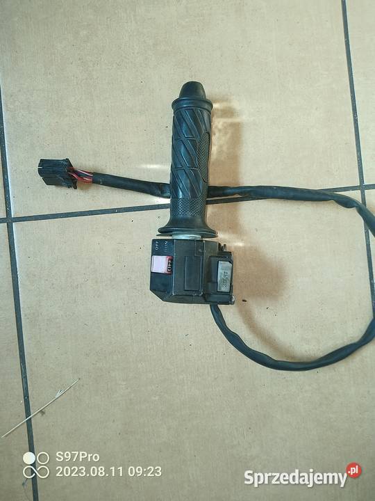 Yamaha fj 600 przełącznik prawy manetka Elementy nadwozia