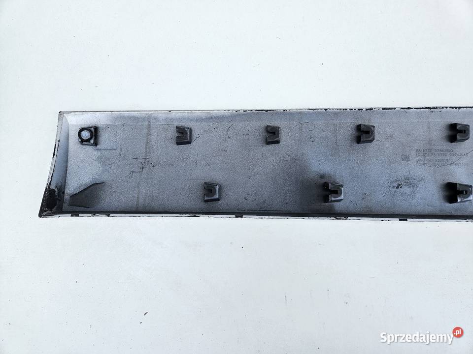 RENAULT TRAFIC OPEL VIVARO LISTWA DRZWI PRAWA Międzychód