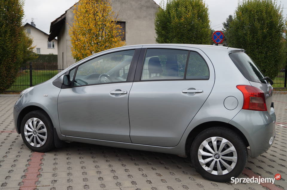 TOYOTA YARIS 2 Klima 5 Drzwi Zarejestrowany