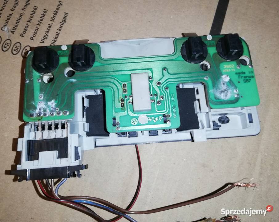 Lampka wnętrza oświetlenie ambient Audi a4 b5 Sanok
