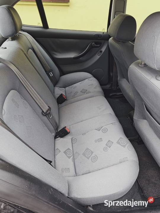Seat Leon na części osobowe mazowieckie Łagów