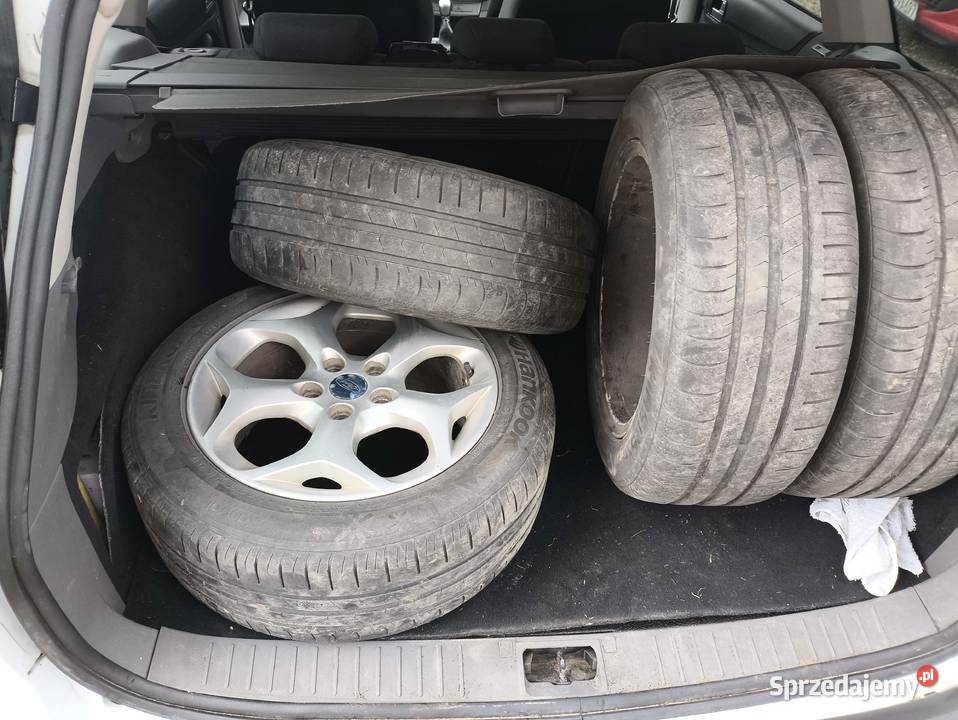 Ford Focus Mk2 w wersji kombi z silnikiem 16 Rok produkcji 2009 Olsztyn