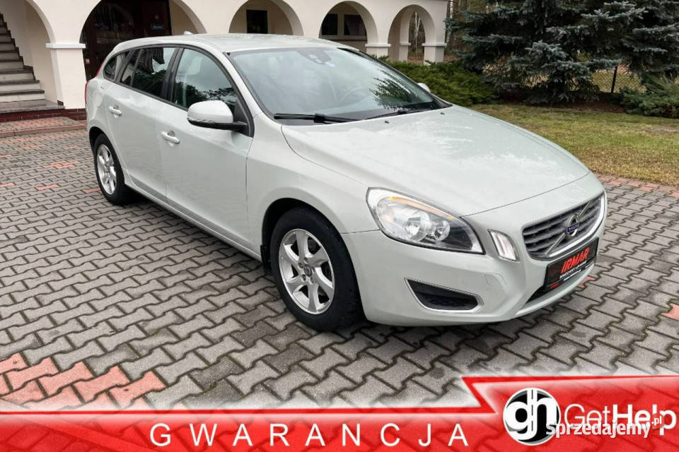 Volvo V60 T4 180 Automat Podgrzewane fotele Hak Lipówki