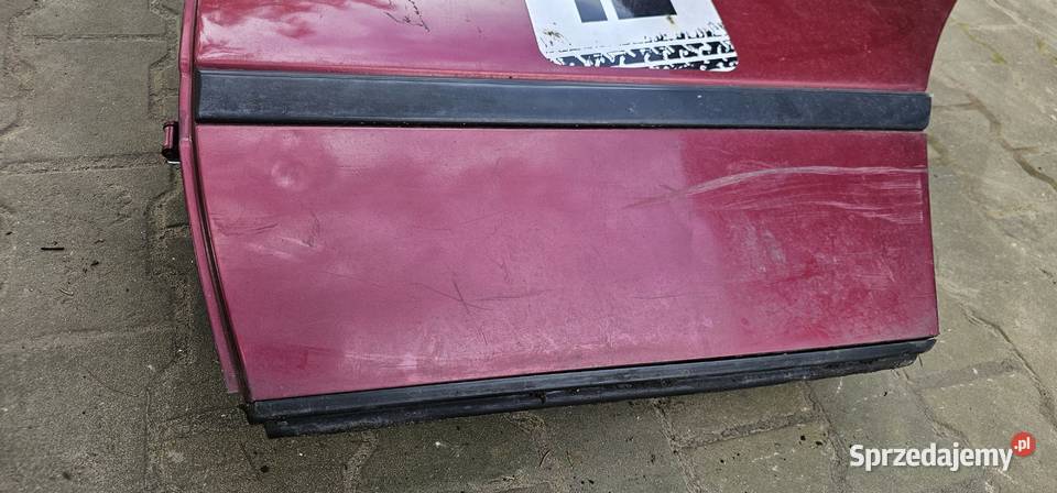 Drzwi lewy tył mercedes w202 sedan Zbąszyń