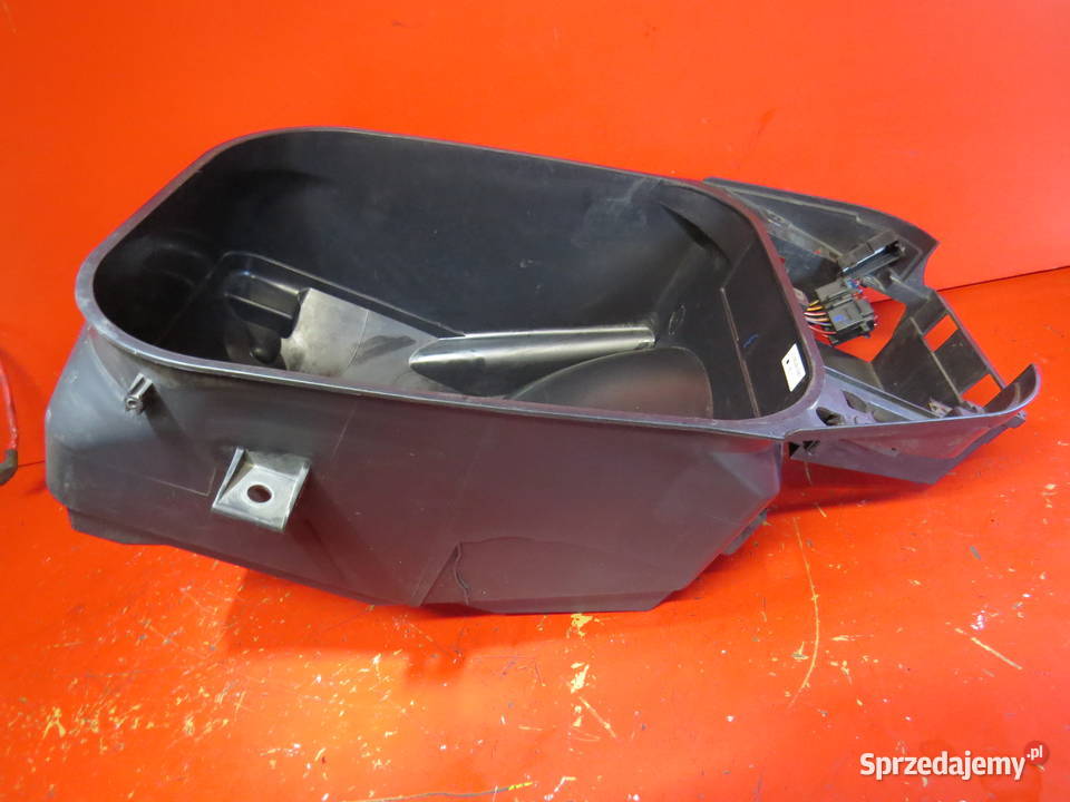 YAMAHA TMAX 500 T T 2003 kufer schowek pod Elementy nadwozia Warszawa