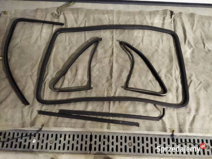 Uszczelka tylnej klapy vw golf mk1 osobowe Tarnów