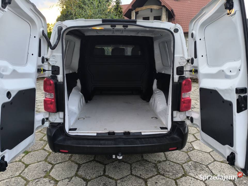 Opel Vivaro xl long Doka 6 os jumpy expert klimatyzacja