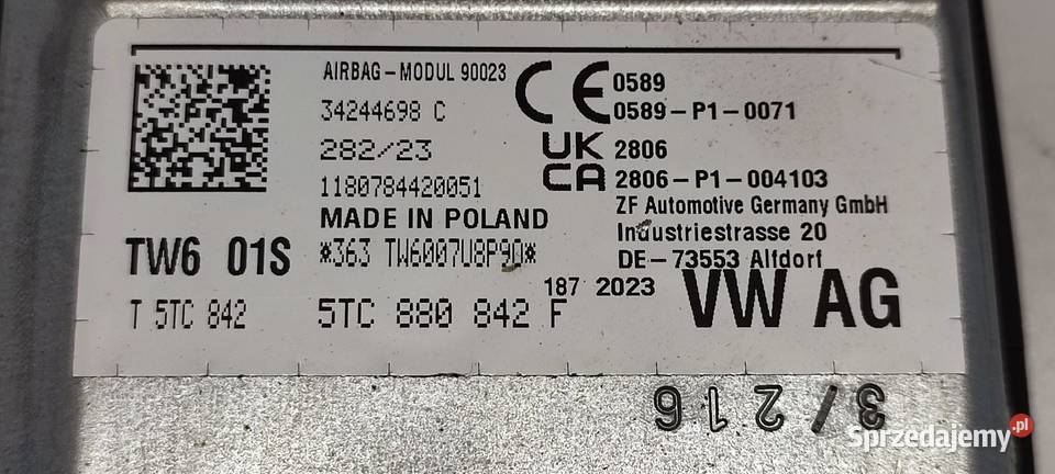 VW TIGUAN II PODUSZKA AIRBAG KOLANOWA 5TC880842F osobowe Motoryzacja dolnośląskie