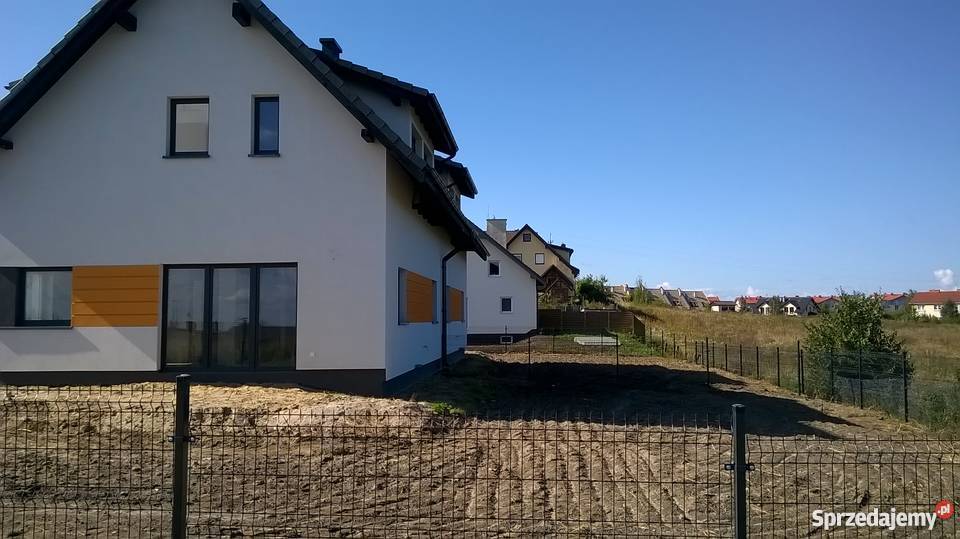 Dom bliźniak na działce 500m2 program MDM do wykończenia Borkowo