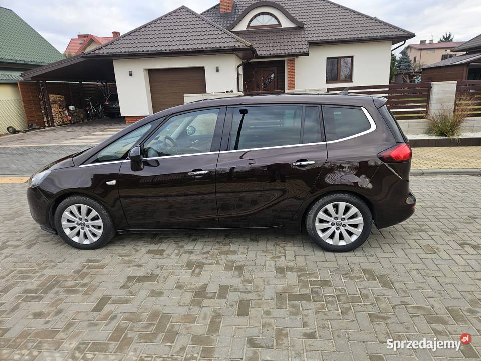 Opel Zafira C Turer 2012r 20 CDTI ecoFLEX Rok produkcji 2012 lubelskie sprzedam
