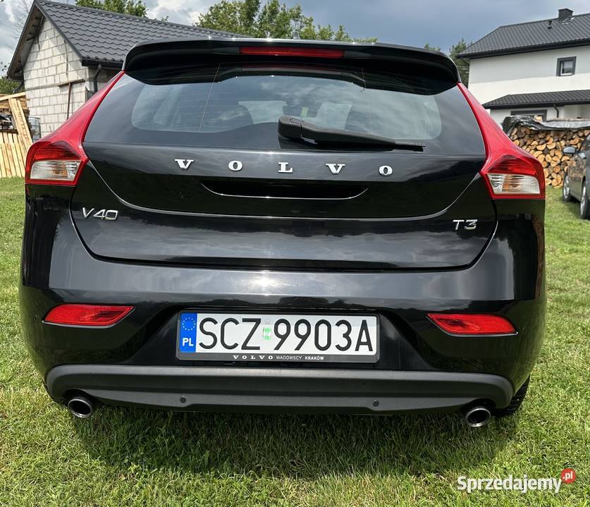 Volvo V40 Sprzedam Volvo V40 2017 Momentum Rok produkcji 2017