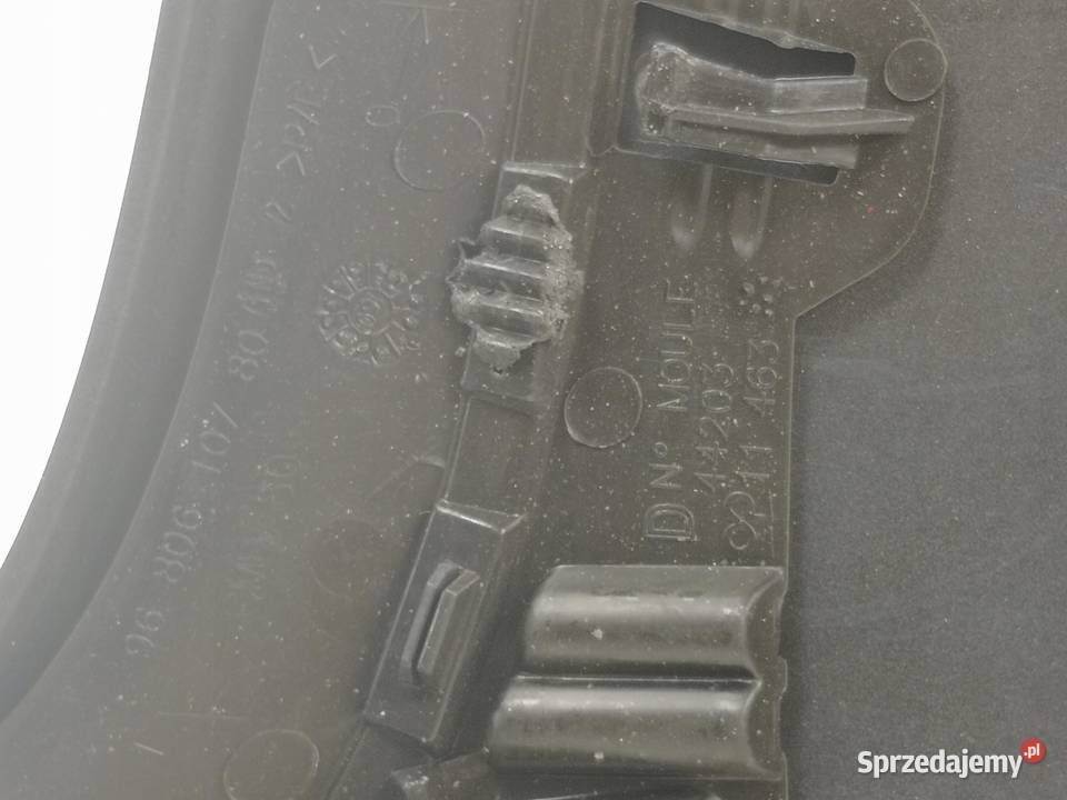 ZDERZAK PRZÓD PRZEDLIFT PEUGEOT 308 20072011 osobowe