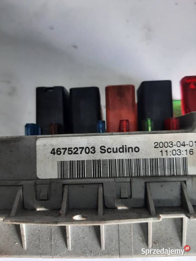 Fiat Doblo skrzynka bezpieczników 46752703 Ksawerów