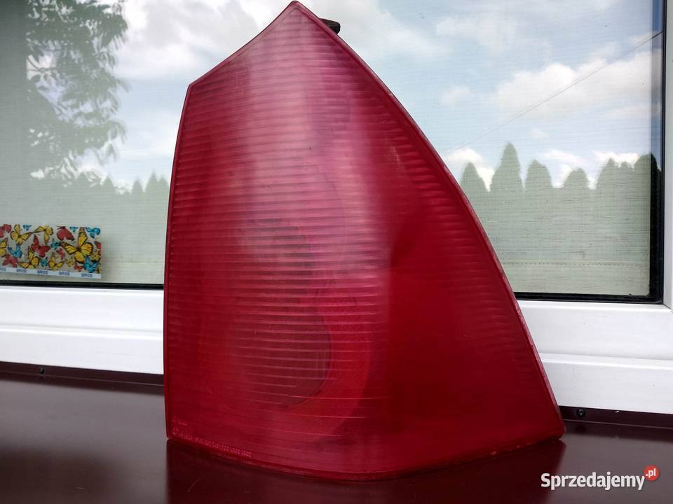 Peugeot 307 SW kombi przedlift lampa tył tylna Sieradz